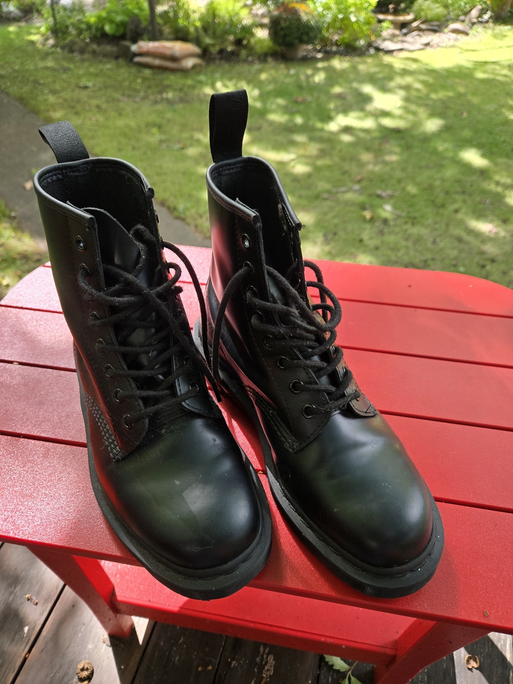 Dr. Martens 1460 MONO SMOOTH LEATHER LACE UP Women's Boots